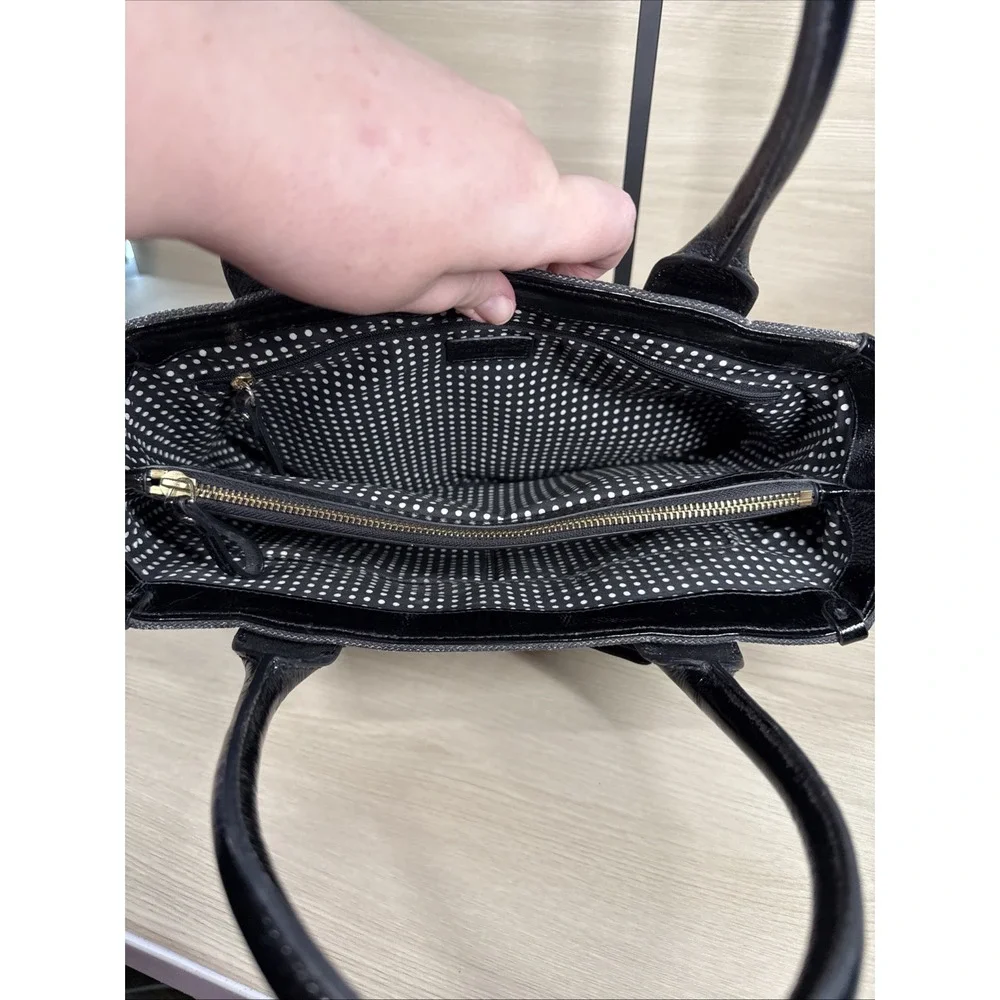Kate‎ Spade Quinn Cream With Black Patent Leather Striped Purse, w/ Bow Tweed